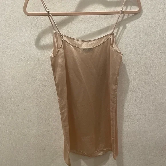 NWOT:🥂 Aritzia Babaton Encore Satin Slip Dress Mini Cowl Back Denude Ivory XXS - Picture 7 of 10